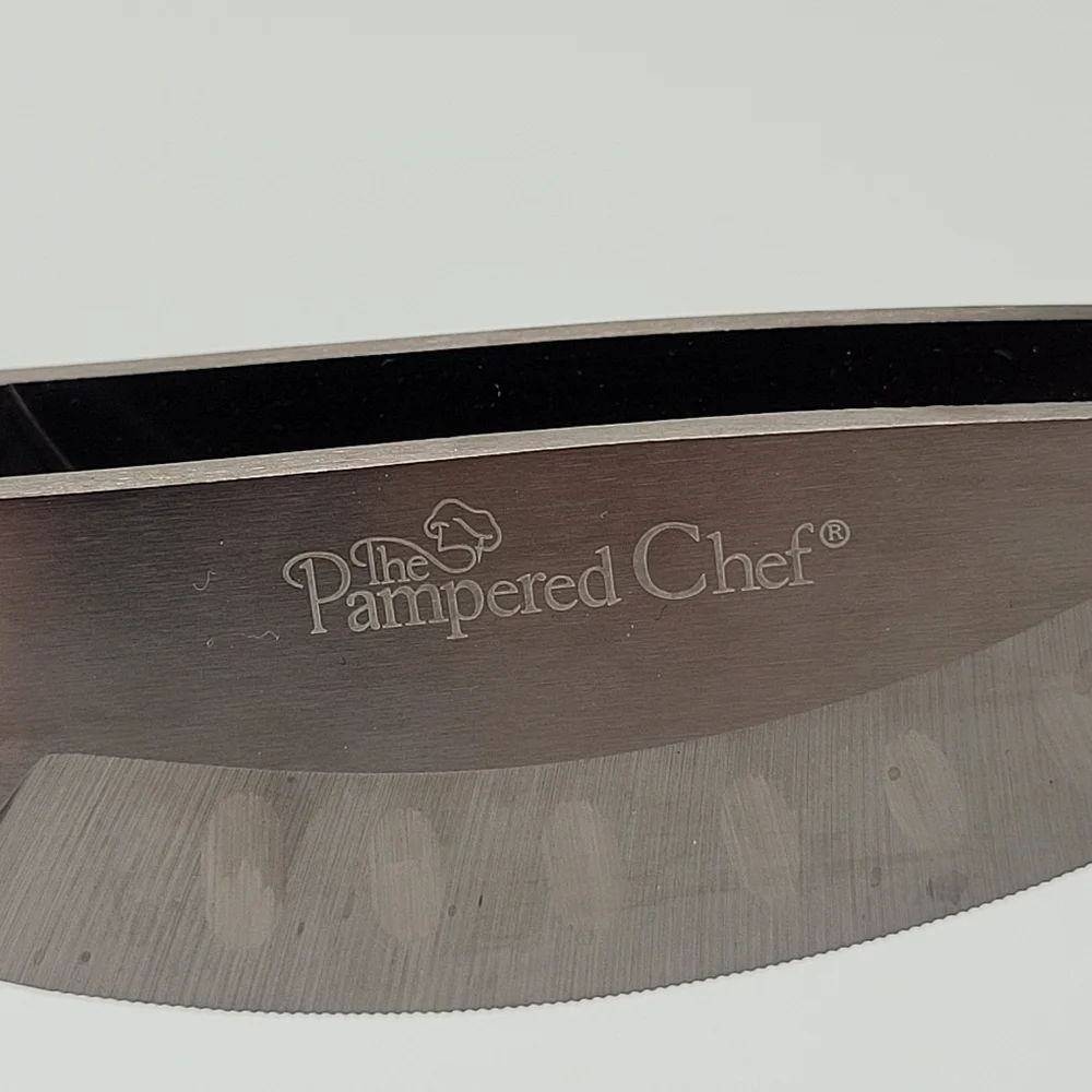 Pampered Chef Salad Chopper #2582 Locking Handle Kitchen Prep Tool